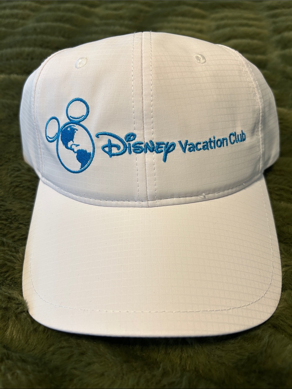 Disney White Cap with Blue Disney Vacation Club Logo